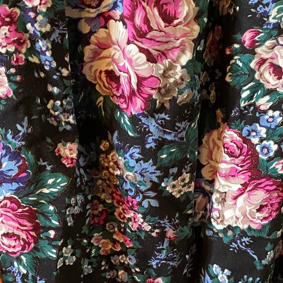 Vintage 80's English Granny Core Skirt Set by UNI Mondo - Picture 9 of 9